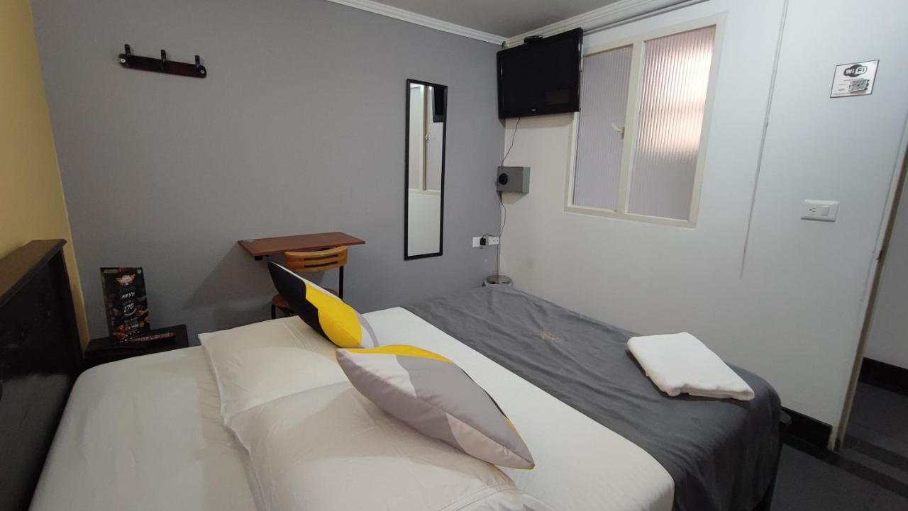 בוגוטה Hotel Rivera Deluxe מראה חיצוני תמונה