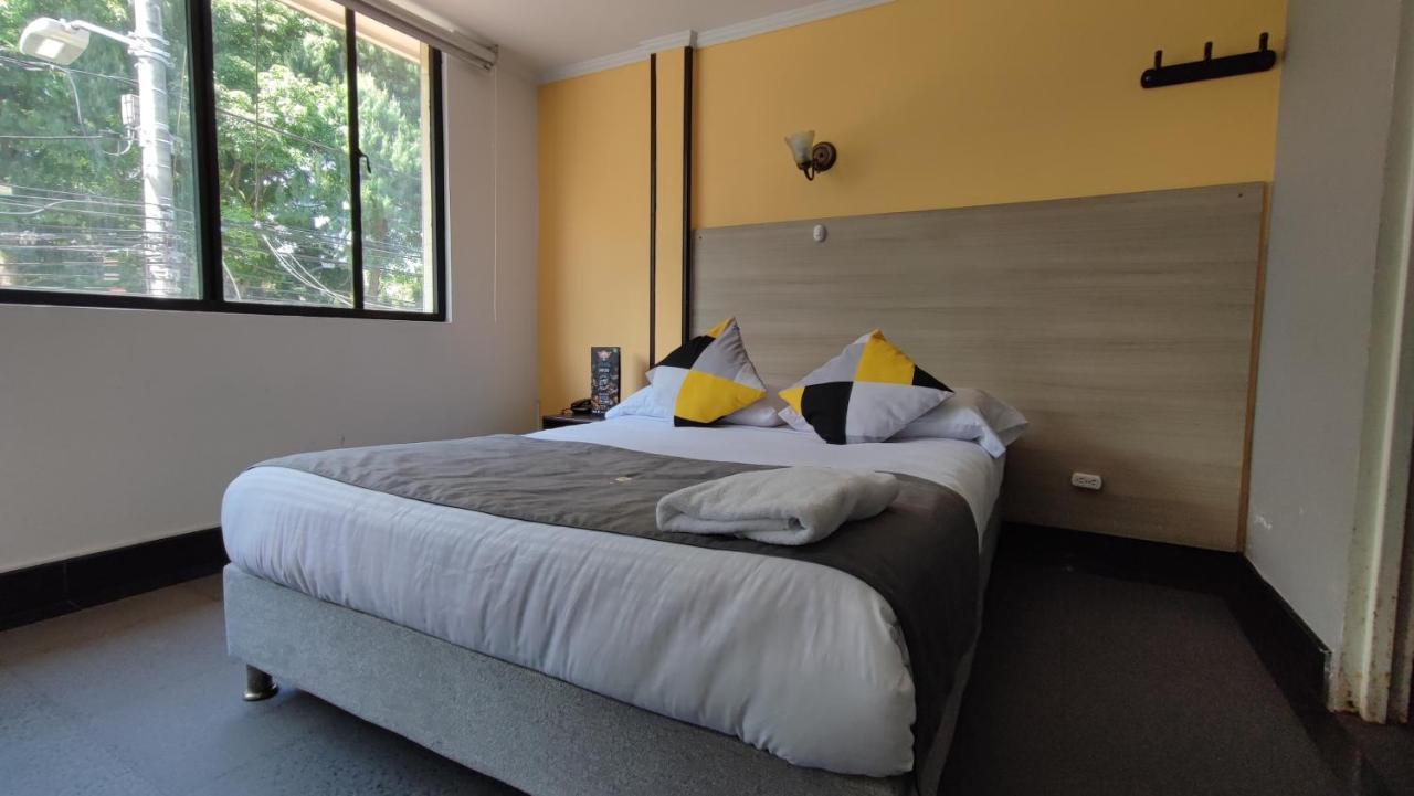 בוגוטה Hotel Rivera Deluxe מראה חיצוני תמונה
