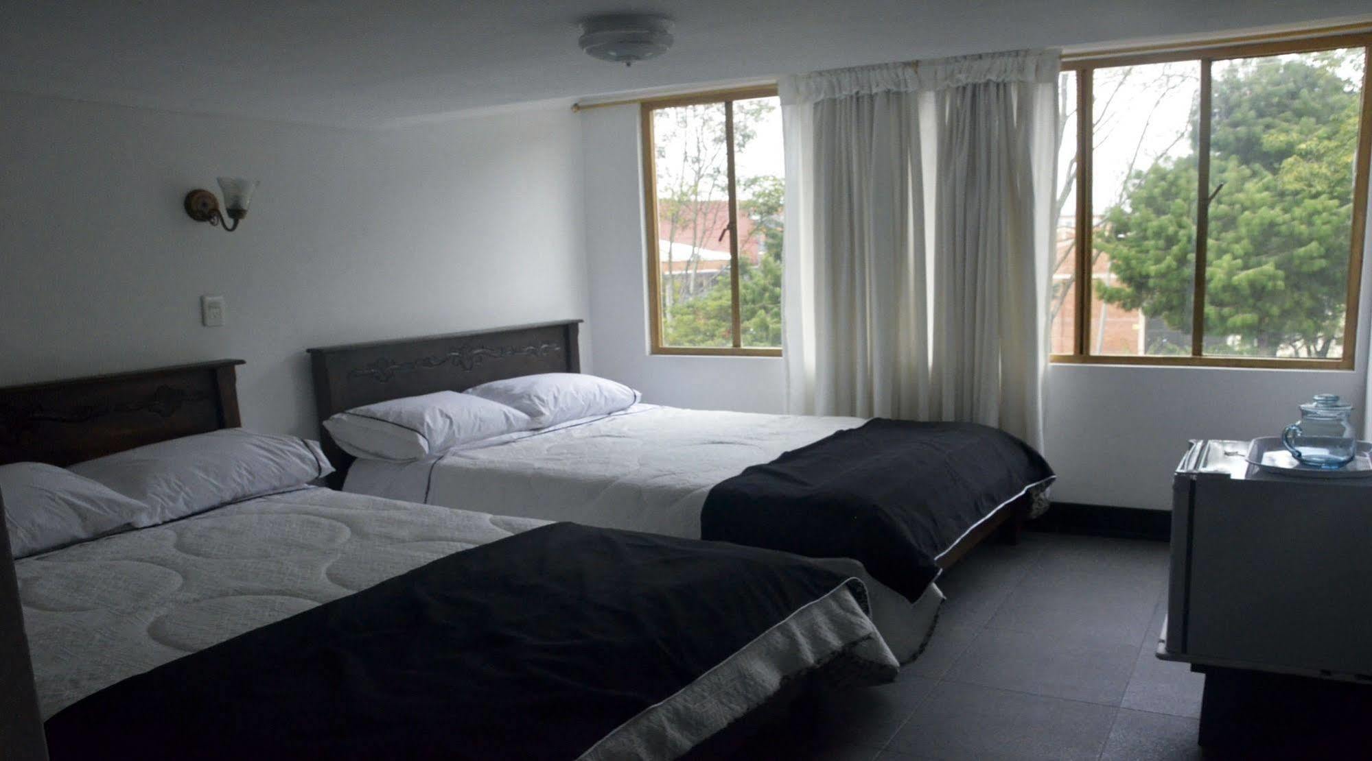 בוגוטה Hotel Rivera Deluxe מראה חיצוני תמונה